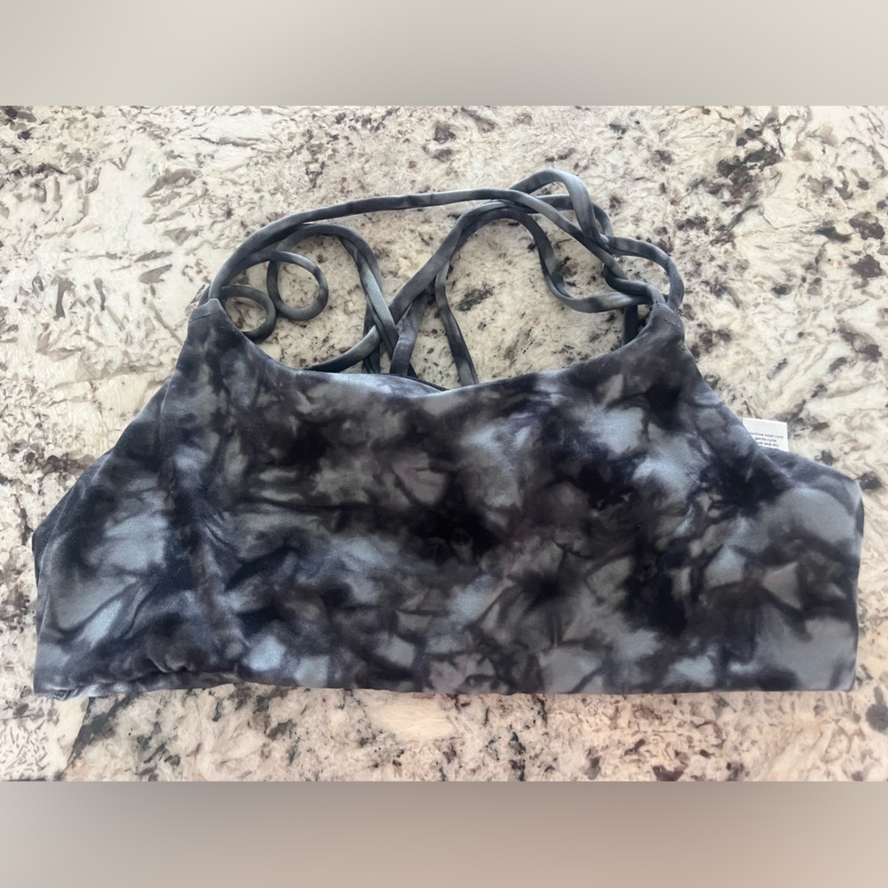 Cute and soft strappy Athleta brand size small sports bra